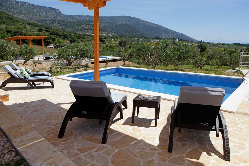 Holiday Homes Oliva Bol Zimmer foto